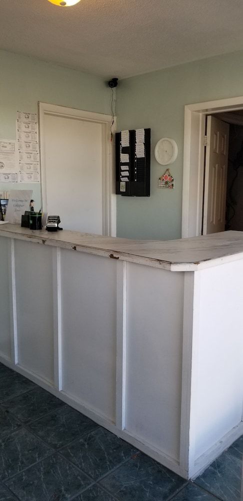Calypso Motor Inn - photo 4