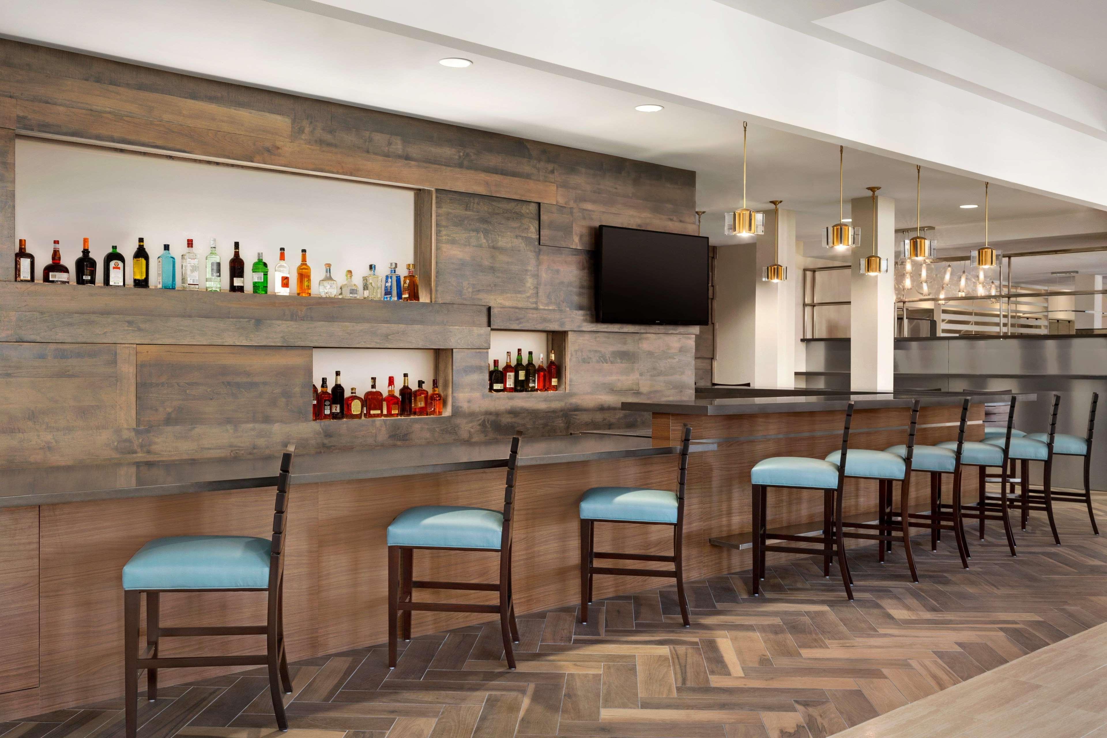 Embassy Suites by Hilton McAllen Convention Cent - photo 28