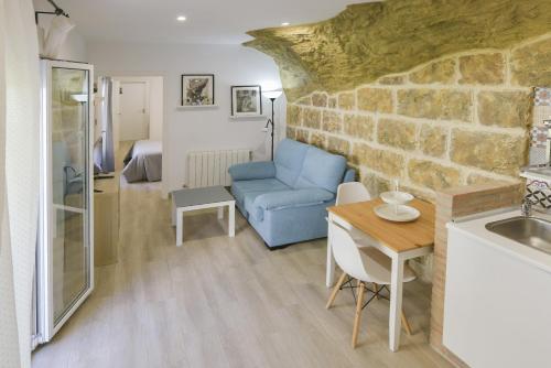 Casas Rurales El Tajo — 4-Star Luxury Hotel in Setenil De Las Bodegas, Spain