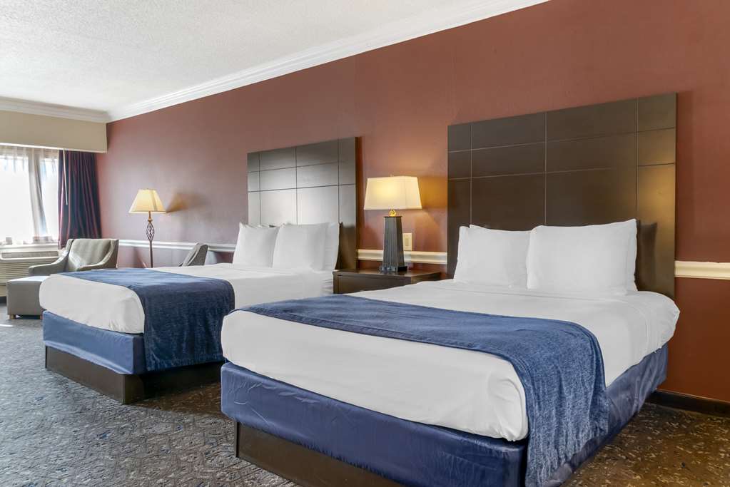 Best Western Greenfield Inn - photo 22