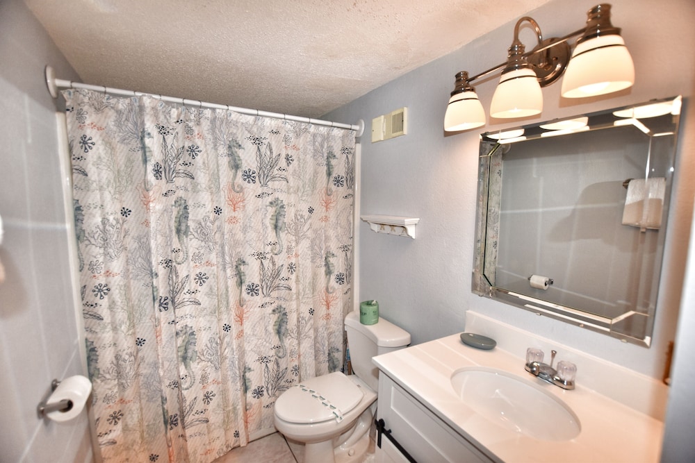 0112 Waters Edge Resort condo - photo 24