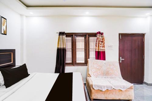 Hotel O Emerald Mall Lucknow - last minute hotel in Lucknow