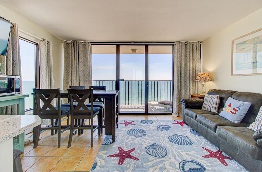 0901 Salty Dayz Tower 1 Bedroom Condo - photo 15
