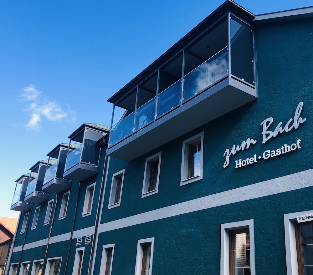 Hotel Gasthof Zum Bach — Neukirchen