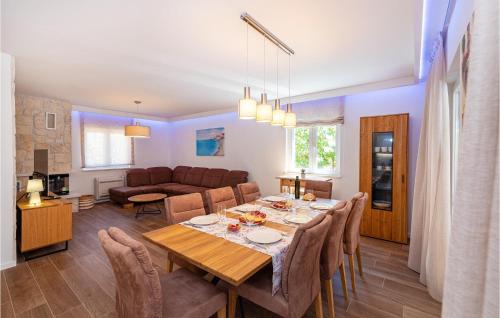 Pet Friendly Home In Privlaka — Privlaka — photo 4