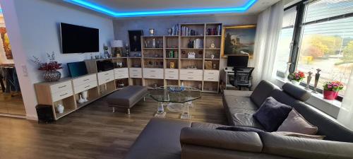 3 Zimmer Wohnung Keine Party Wohnung 6 Personen — 4-Star Luxury Hotel in Duesseldorf, Germany