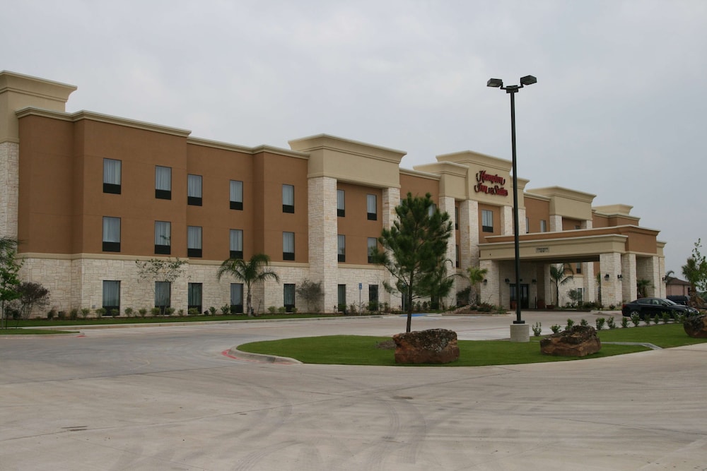 Hampton Inn & Suites Buffalo - photo 66