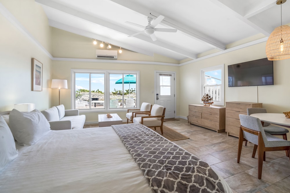 Driftwood Resort - photo 108
