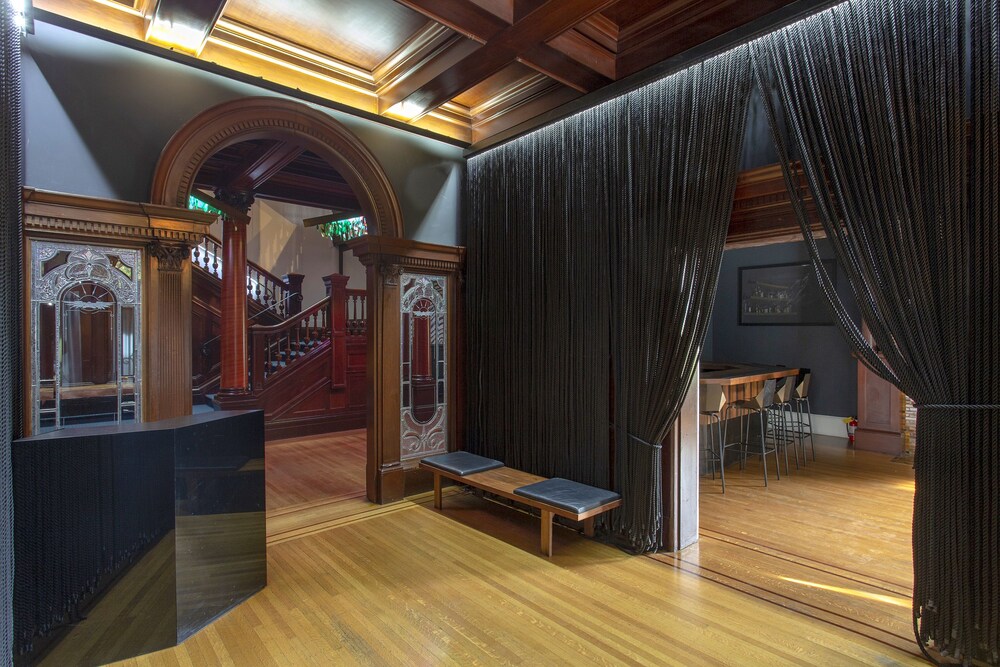 Sonder Archbishop's Mansion - photo 25
