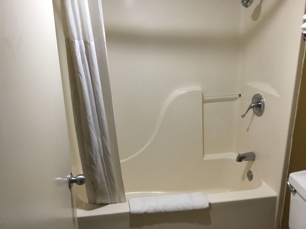 Travel Inn North Little Rock - photo 17
