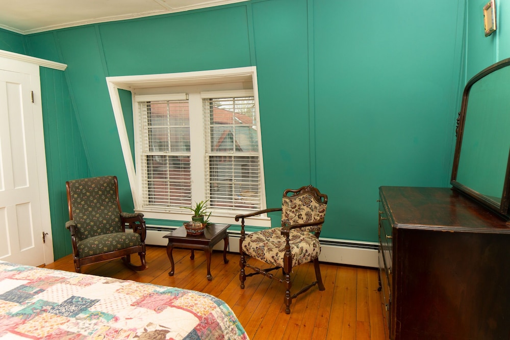 Trail's End Inn - photo 18