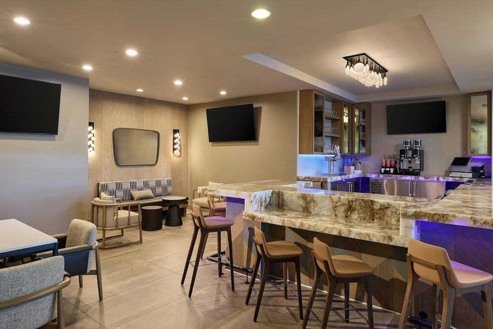Residence Inn by Marriott Phoenix Desert View at Mayo Clinic - photo 34