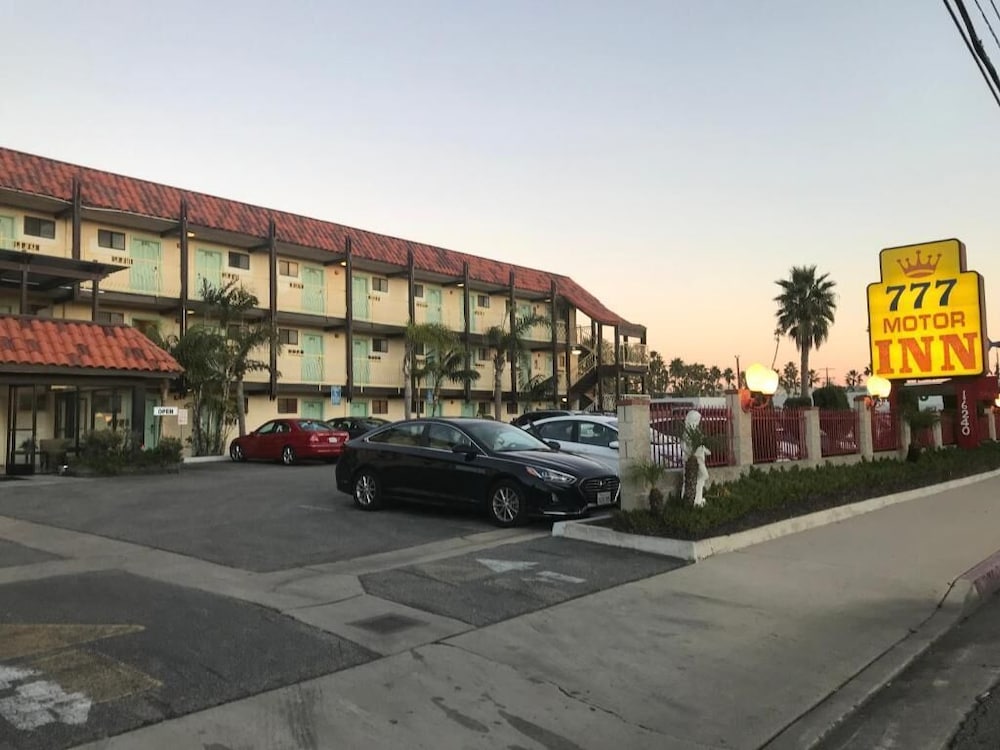 777 Motor Inn — hotel in Huntington Beach