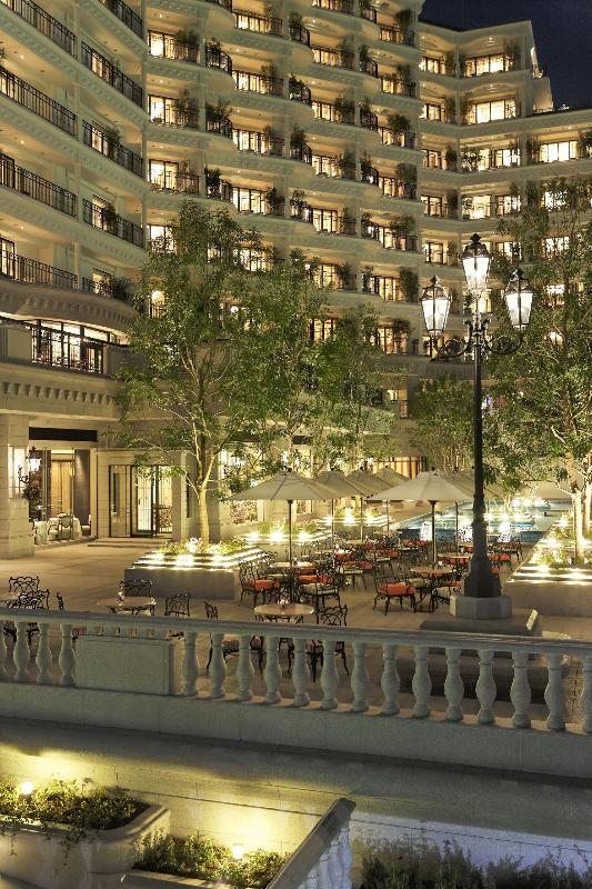 Hotel La Suite Kobe Harborland in Kobe, Japan