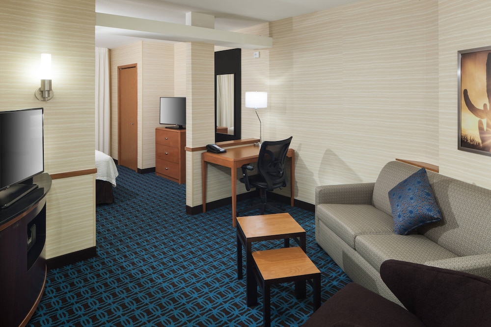 Fairfield Inn & Suites Phoenix Chandler Fashion Center - photo 15