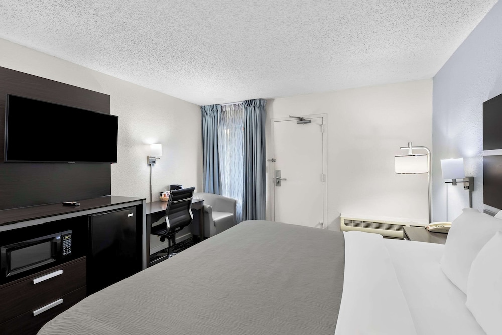 Quality Inn Atlanta Northlake - photo 18