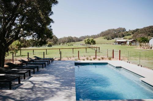 Moraea Farm Berry by Linnaeus Collection — 4-Star Luxury Hotel in Berry, Australia