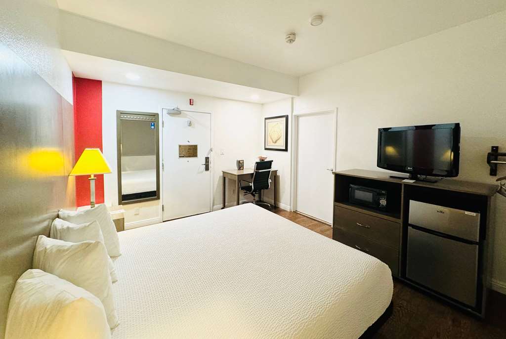 Ramada by Wyndham San Diego Airport - photo 14