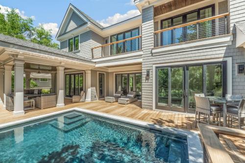 343 Governors Drive by Akers Ellis Rentals — 4-Star Luxury Hotel in Kiawah Island, United States