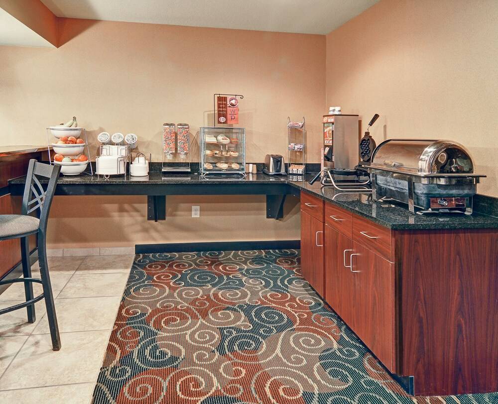 Cobblestone Inn & Suites Big Lake - photo 20
