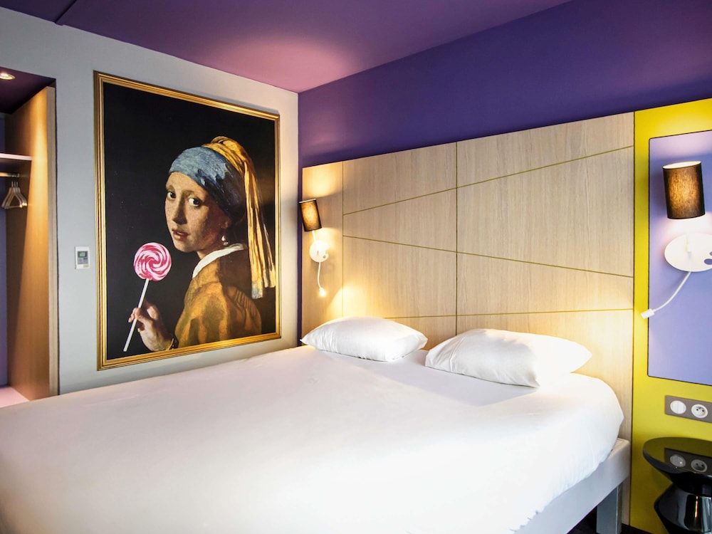 ibis Styles Honfleur Centre Historique in Honfleur, France