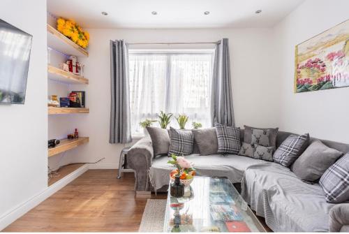 Fresh Apartment & Parking — 4-Star Luxury Hotel in London, United Kingdom