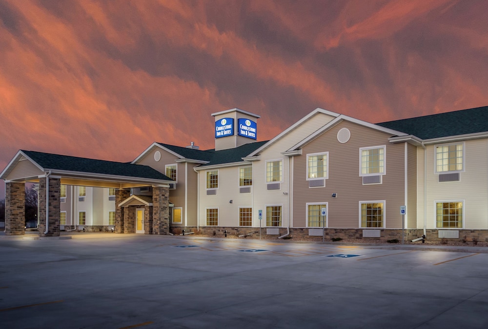 Cobblestone Inn & Suites Holdrege - photo 36