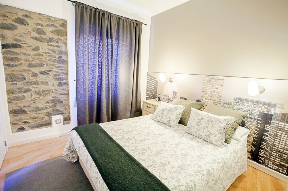 Cayres Suites Carmo — 4-Star Luxury Hotel in Funchal, Portugal