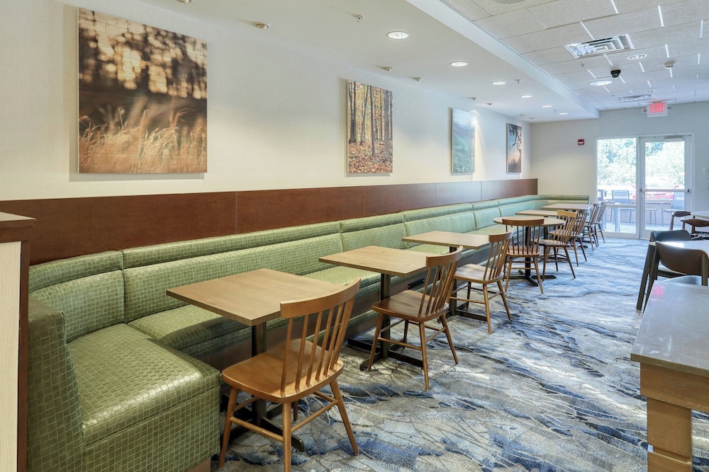 Fairfield Inn & Suites by Marriott Harrisburg West - photo 32