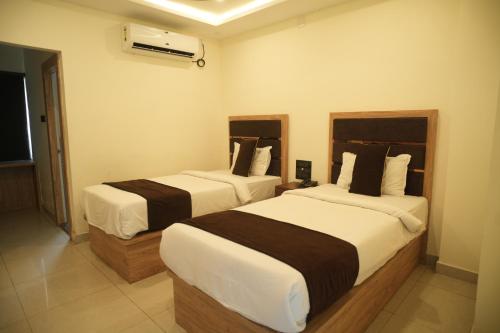 11 Leaf Hotel — Bhubaneshwar — photo 3