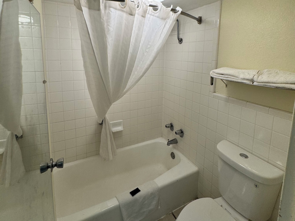 Budgetel Inn Phenix City - photo 33