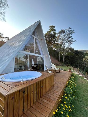 Cabana Branca luxo in Teresopolis, Brasil