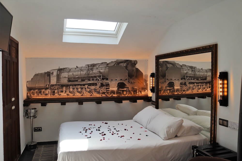 Hotel Rural La Viña — 4-Star Luxury Hotel in Madrid, Spain