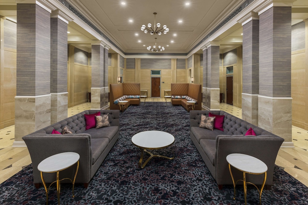 Hampton Inn & Suites Baltimore Inner Harbor - photo 39