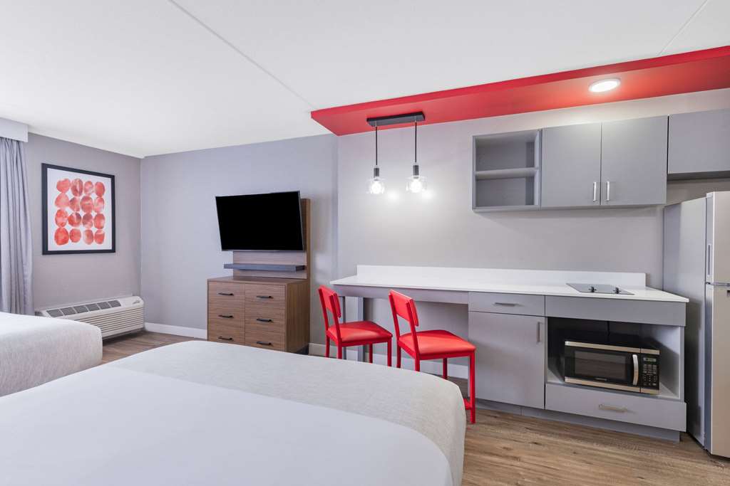 Hawthorn Extended Stay by Wyndham Wichita Airport - photo 17