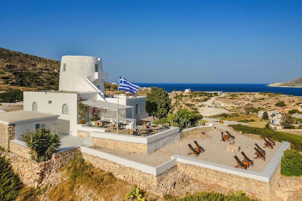 The Windmill Kimolos - carbon neutral hotel in Kimolos