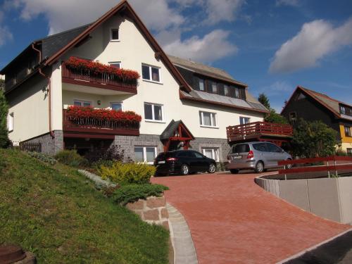 Ferienwohnungen Oberwiesenthal — 4-Star Luxury Hotel in Kurort Oberwiesenthal, Germany