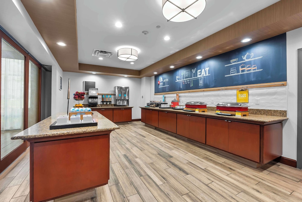 Hampton Inn & Suites St. Louis South I 55 - photo 60