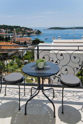 Villa Milton Luxe Hvar — 4-Star Luxury Hotel in Hvar, Croatia