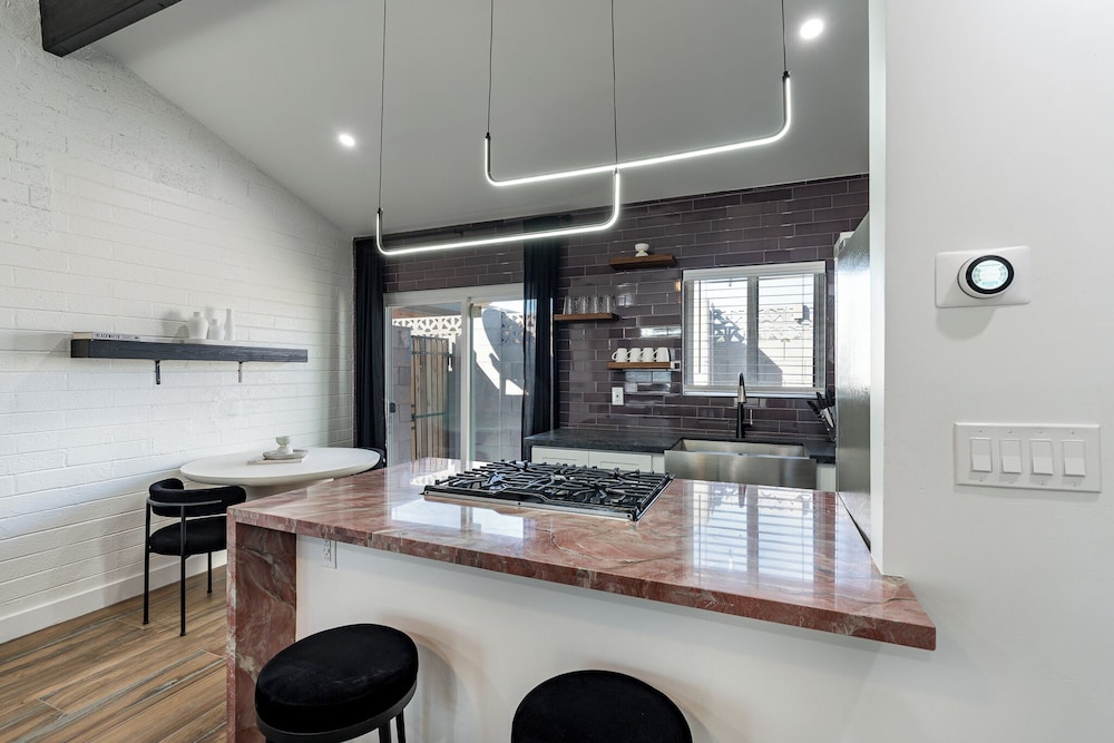 Ash & Ko Boutique Lodging - photo 26