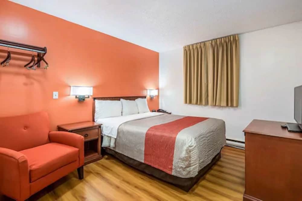 Northway Inn Queensbury Lake George — Queensbury