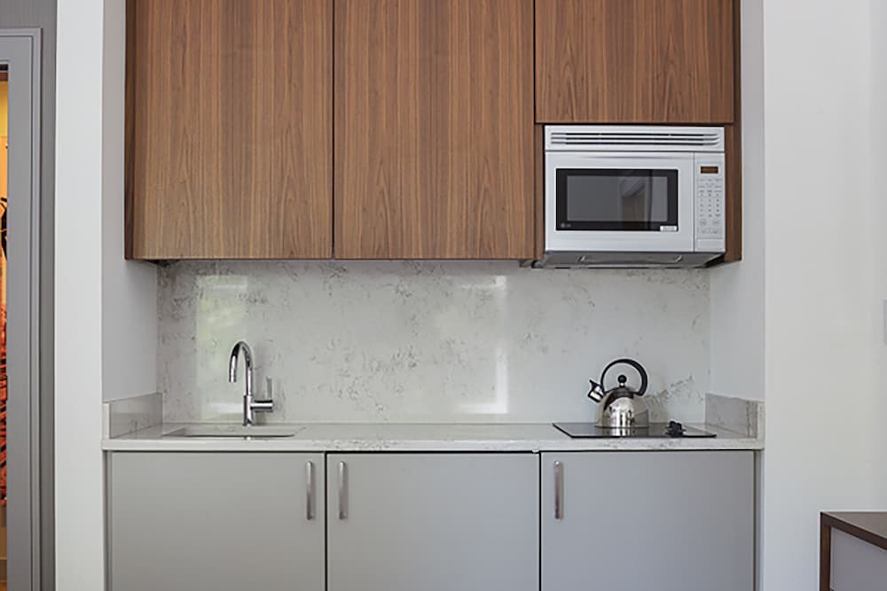 The Revolution Hotel - photo 57