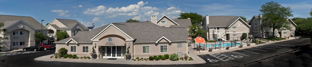 Hotel at WaterWalk Wichita - photo 17