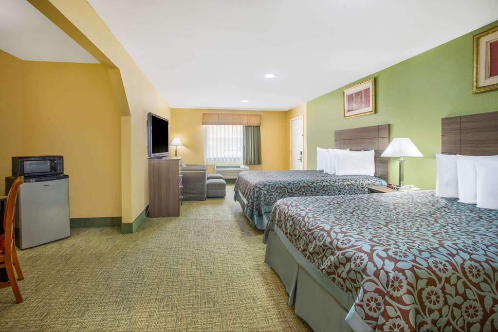 Days Inn by Wyndham Abbeville - photo 9