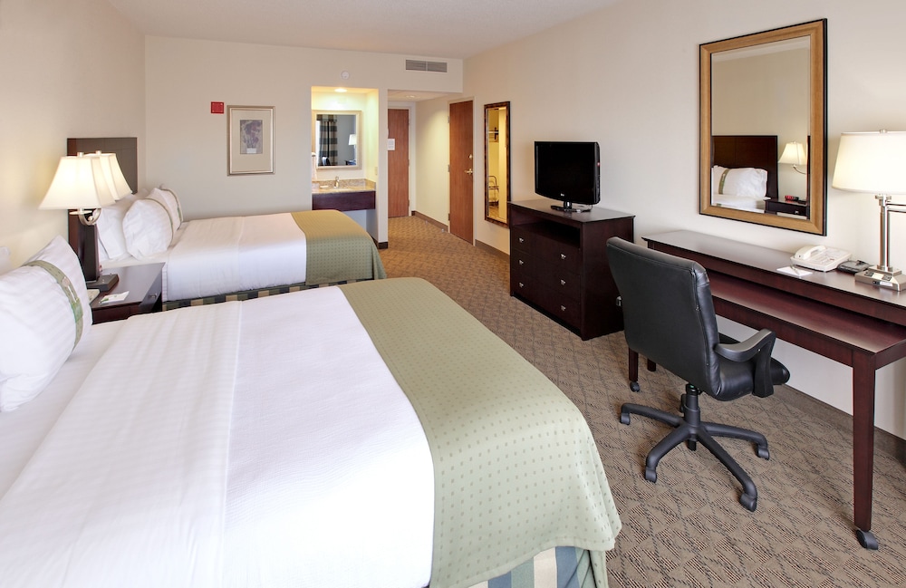 Holiday Inn Springdale Fayetteville Area by IHG - photo 22