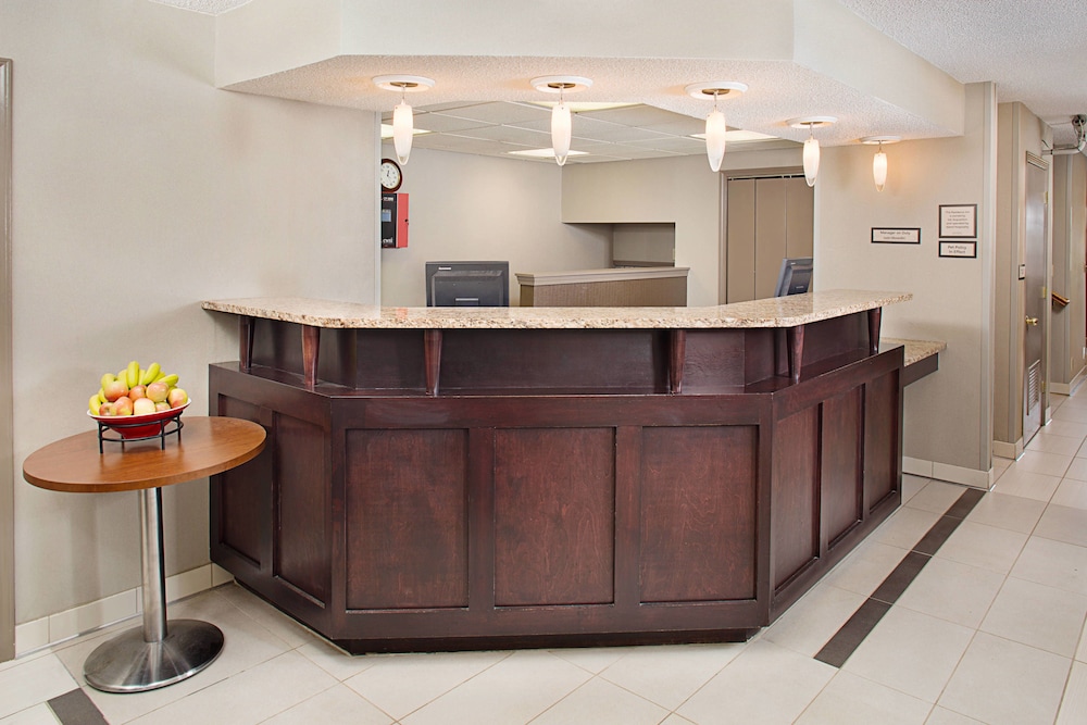 Residence Inn by Marriott Detroit Troy Madison Heights - photo 12