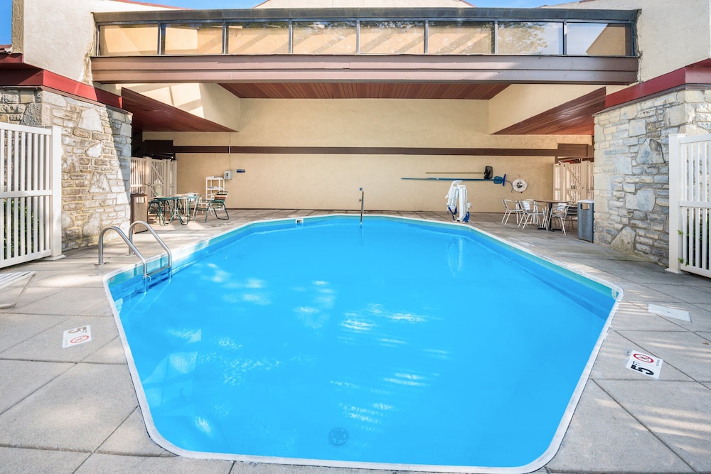 Red Roof Inn Columbus Grove City - photo 24