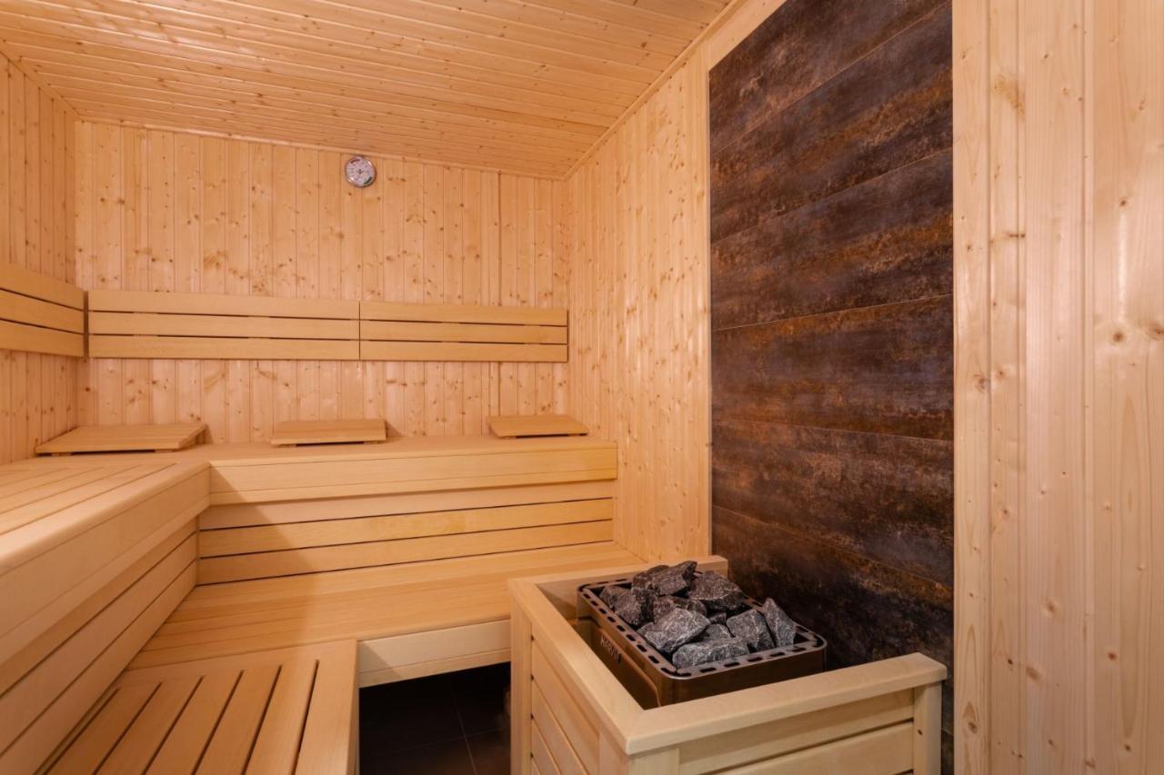 Green Park Resort B18 z dostępem do basenu sauny jacuzzi siłowni in Szklarska Poreba, Poland