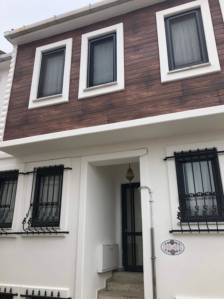 Tenes Otel in Bozcaada, Turkey