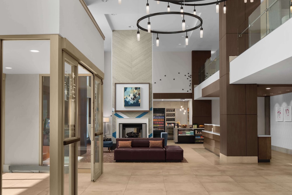 Hilton Garden Inn Bethesda Downtown - photo 4